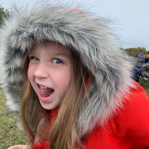 Hi! These are my babies & my fiancé! 🥰 - Picture 3 of 7